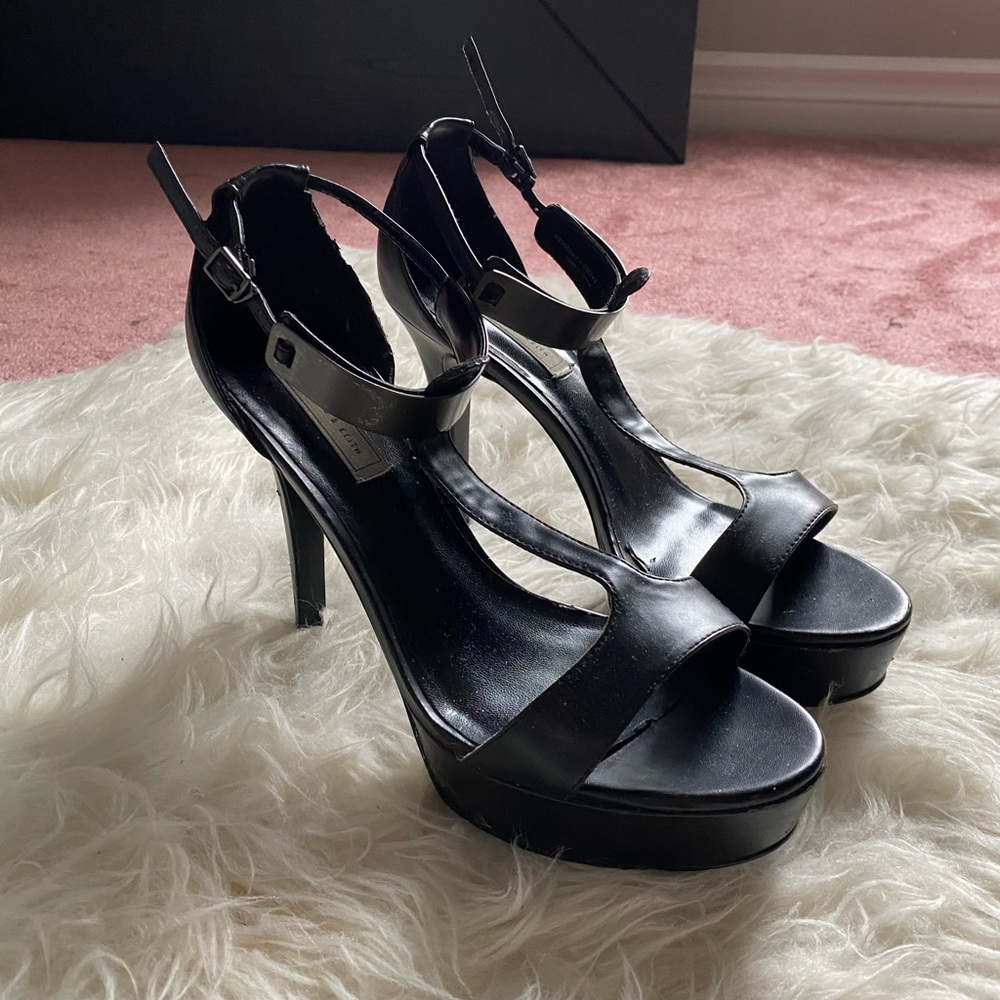 Shoes - Picture 2 of 3